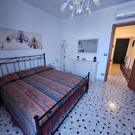 Вилла Casa Colapesce Кастельмола Экстерьер фото