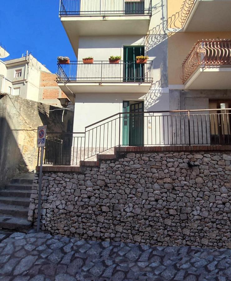 Вилла Casa Colapesce Кастельмола Экстерьер фото